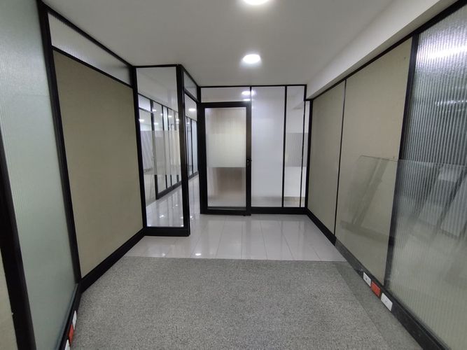 Oficina en arriendo en El Poblado, Medellín, 140 m² · foto 9 de 20