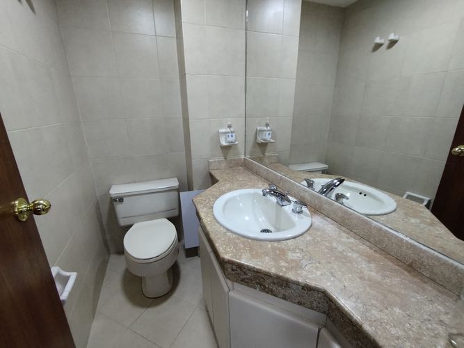 Oficina en arriendo en El Poblado, Medellín, 140 m² · foto 18 de 20