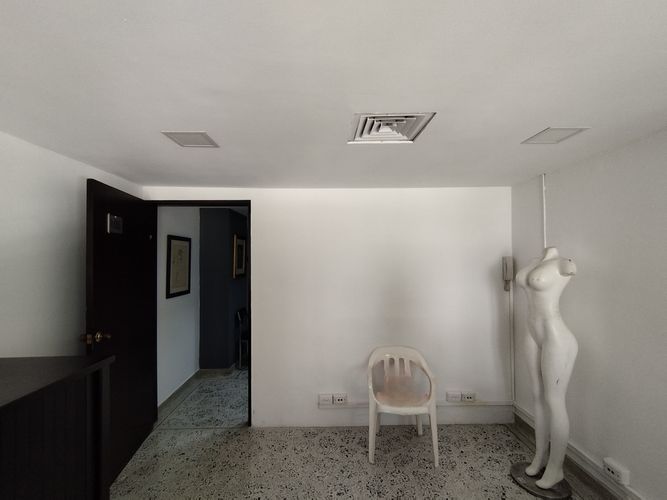 Oficina en arriendo en El Poblado, Medellín, 14 m² · foto 5 de 8