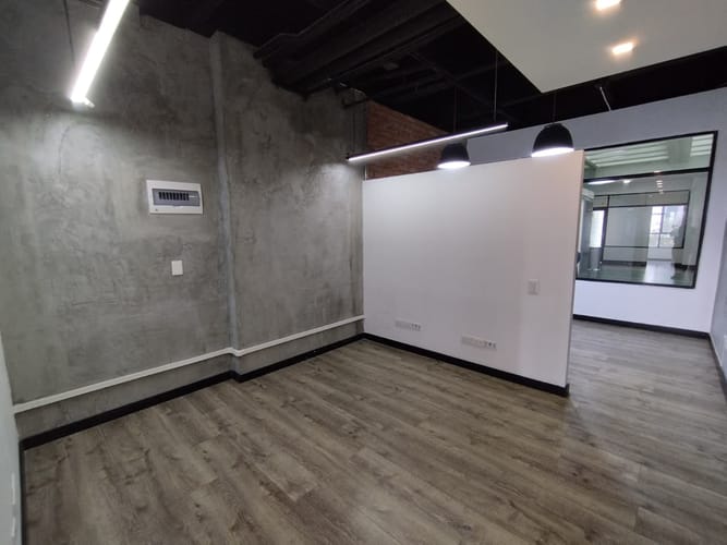 Local en arriendo en El Poblado, Medellín, 46 m² · foto 9 de 9