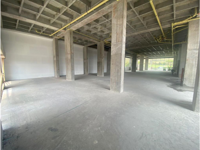 Local en venta en Aeropuerto, Pereira, 762 m² · foto 5 de 7