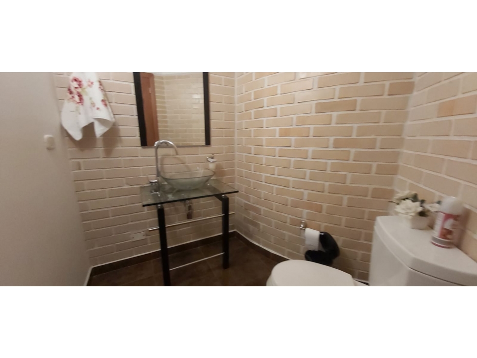 Casa en venta en Tribunas Corcega, Pereira · foto 21 de 24