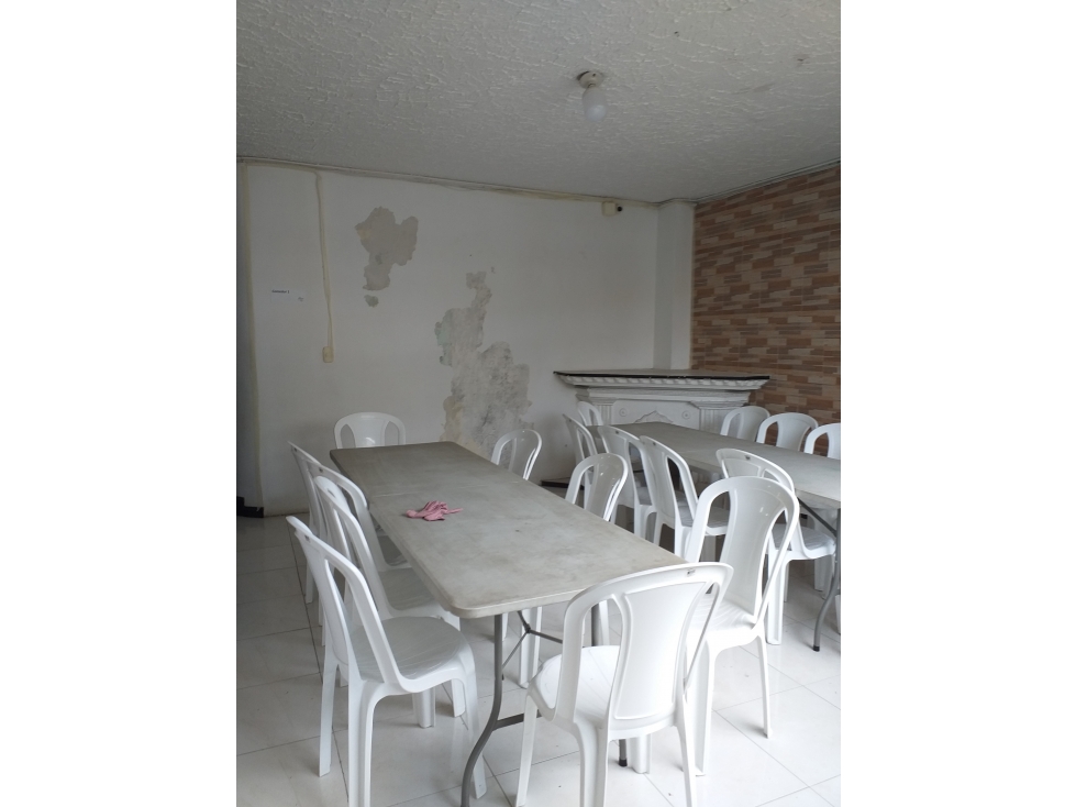 Casa en venta en Los Arrayanes, Pereira · foto 2 de 24