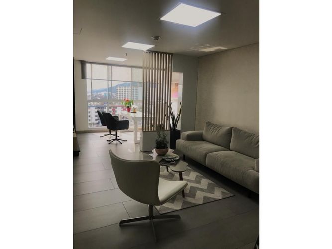 Oficina en venta en Los Alpes, Pereira, 35 m² · foto 3 de 5
