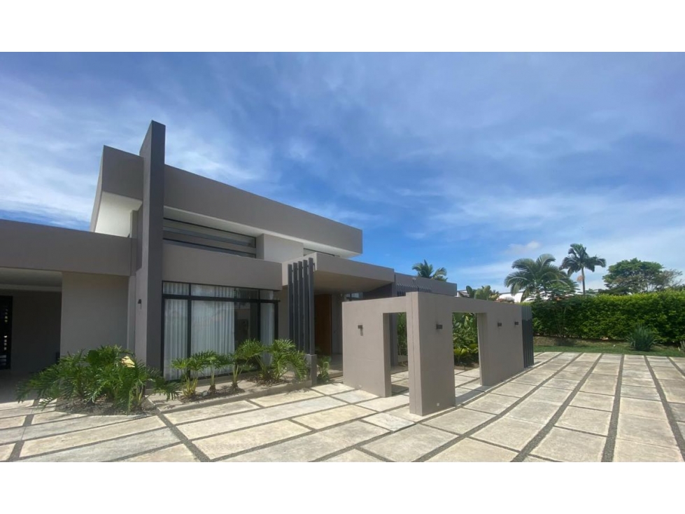 Casa en venta en Cerritos, Pereira · foto 2 de 24