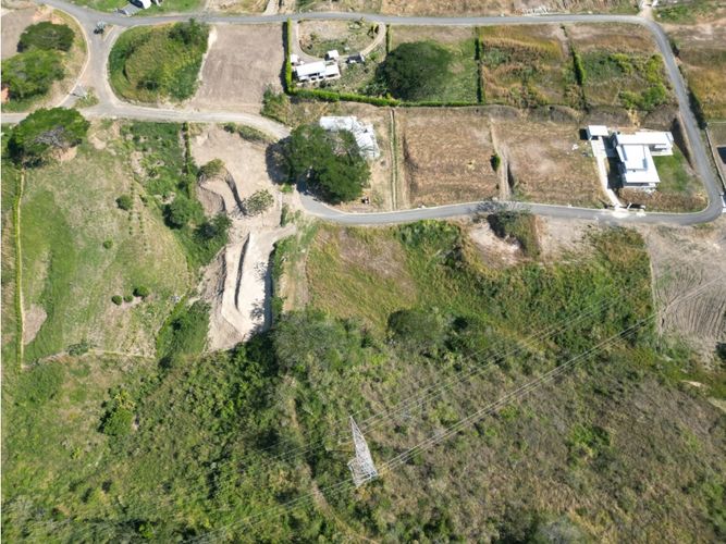 Lote en venta en Cerritos, Pereira, 2000 m² · foto 2 de 7