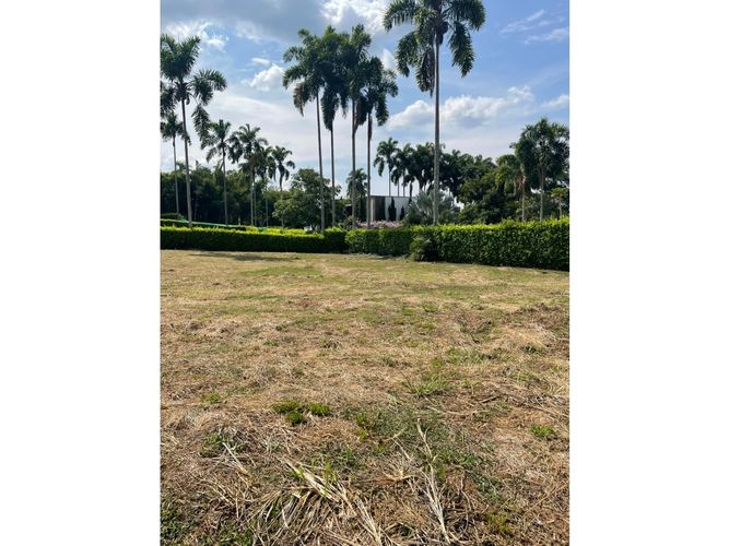 Lote en venta en Cerritos, Pereira, 1519 m² · foto 2 de 3