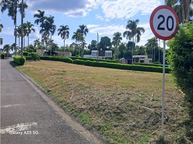 Lote en venta en Cerritos, Pereira, 1519 m² · foto 3 de 3