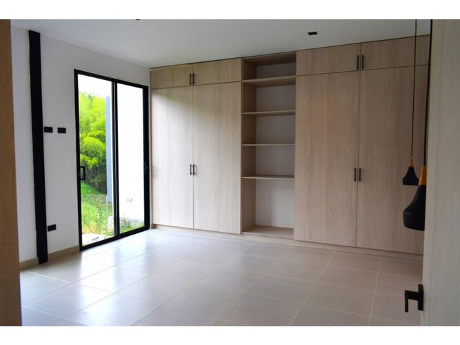 Casa de 4 alcobas en venta en Cerritos, Pereira, 415 m² · foto 14 de 16