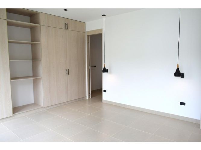 Casa de 4 alcobas en venta en Cerritos, Pereira, 415 m² · foto 16 de 16
