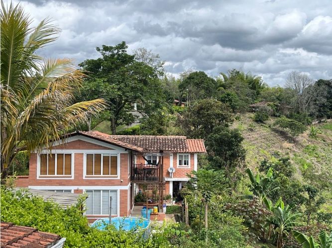 Casa en venta en Pueblito Cafetero, Pereira · foto 2 de 24
