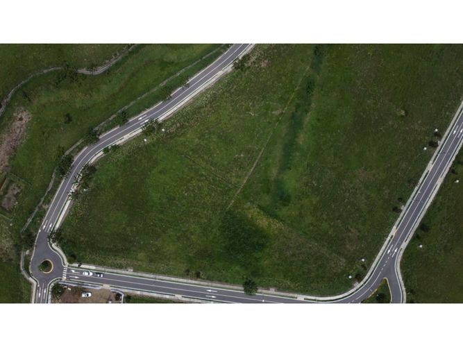 Lote en venta en Cerritos, Pereira, 2373 m² · foto 3 de 18