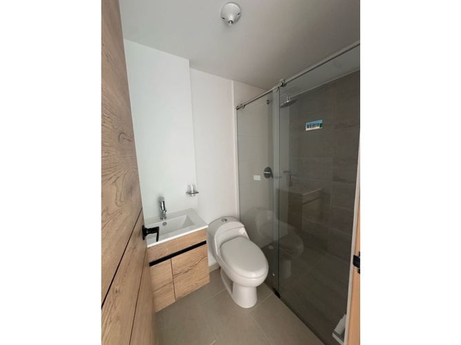 Apartamento de 2 alcobas en venta en Cerritos, Pereira, 69 m² · foto 6 de 24
