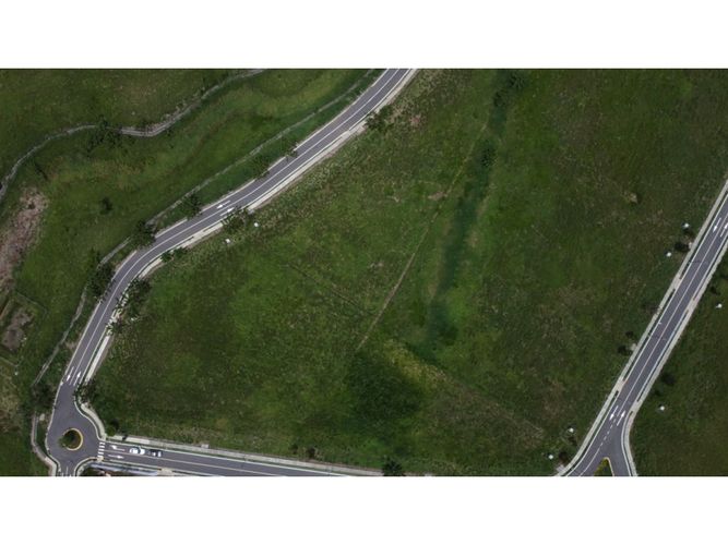 Lote en venta en Cerritos, Pereira, 2373 m² · foto 4 de 18