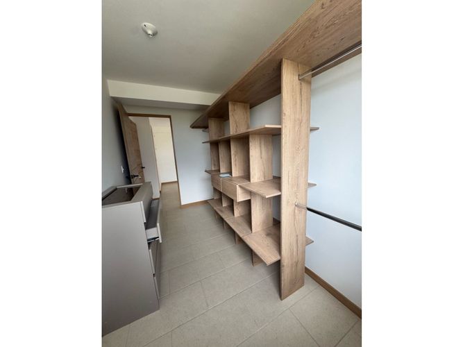 Apartamento de 2 alcobas en venta en Cerritos, Pereira, 69 m² · foto 7 de 24