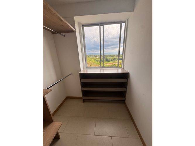 Apartamento de 2 alcobas en venta en Cerritos, Pereira, 69 m² · foto 9 de 24