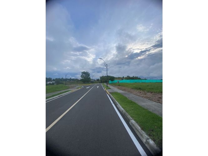 Lote en venta en Cerritos, Pereira, 2373 m² · foto 8 de 18