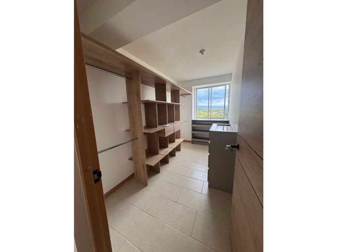 Apartamento de 2 alcobas en venta en Cerritos, Pereira, 69 m² · foto 11 de 24