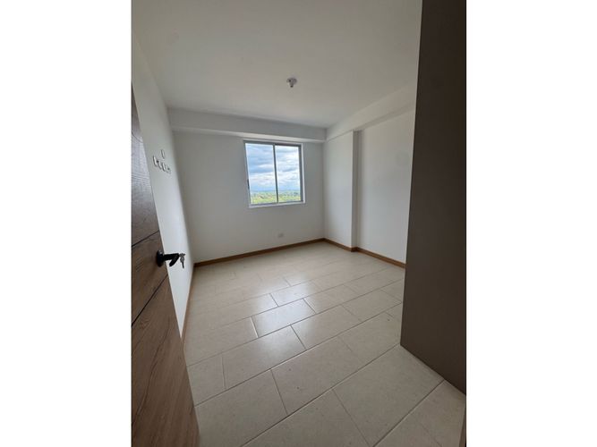 Apartamento de 2 alcobas en venta en Cerritos, Pereira, 69 m² · foto 16 de 24
