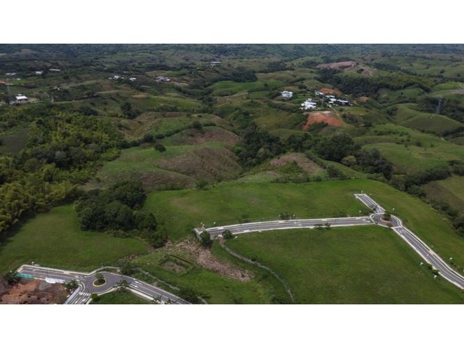 Lote en venta en Cerritos, Pereira, 2373 m² · foto 17 de 18
