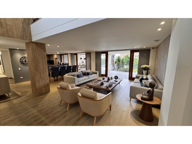 Casa de 7 alcobas en venta en Pinares, Pereira, 716 m² · foto 10 de 15