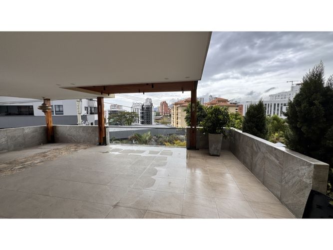 Casa de 7 alcobas en venta en Pinares, Pereira, 716 m² · foto 11 de 15