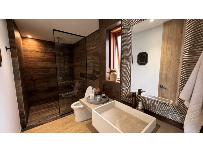 Casa de 7 alcobas en venta en Pinares, Pereira, 716 m² · foto 13 de 15