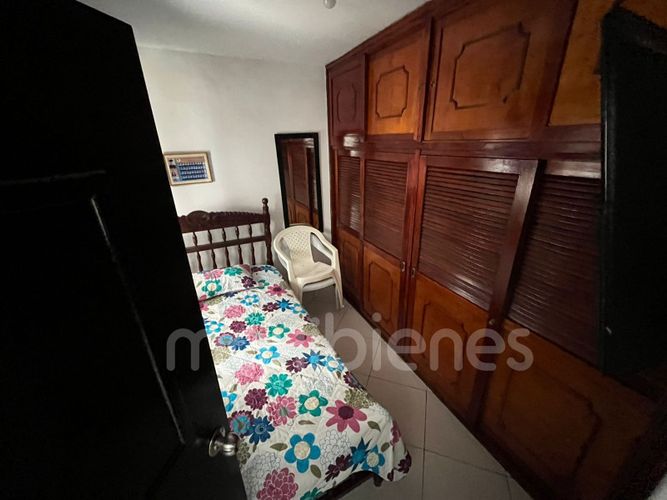 Casa de 4 alcobas en venta en Castilla, Medellín, 75 m² · foto 3 de 12