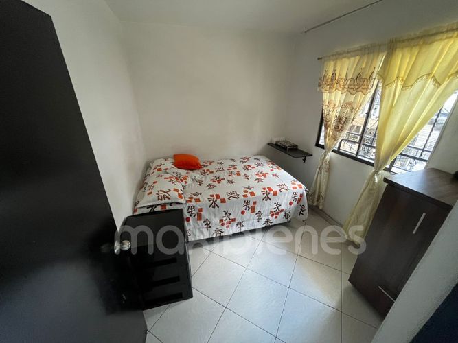 Casa de 4 alcobas en venta en Castilla, Medellín, 75 m² · foto 10 de 12