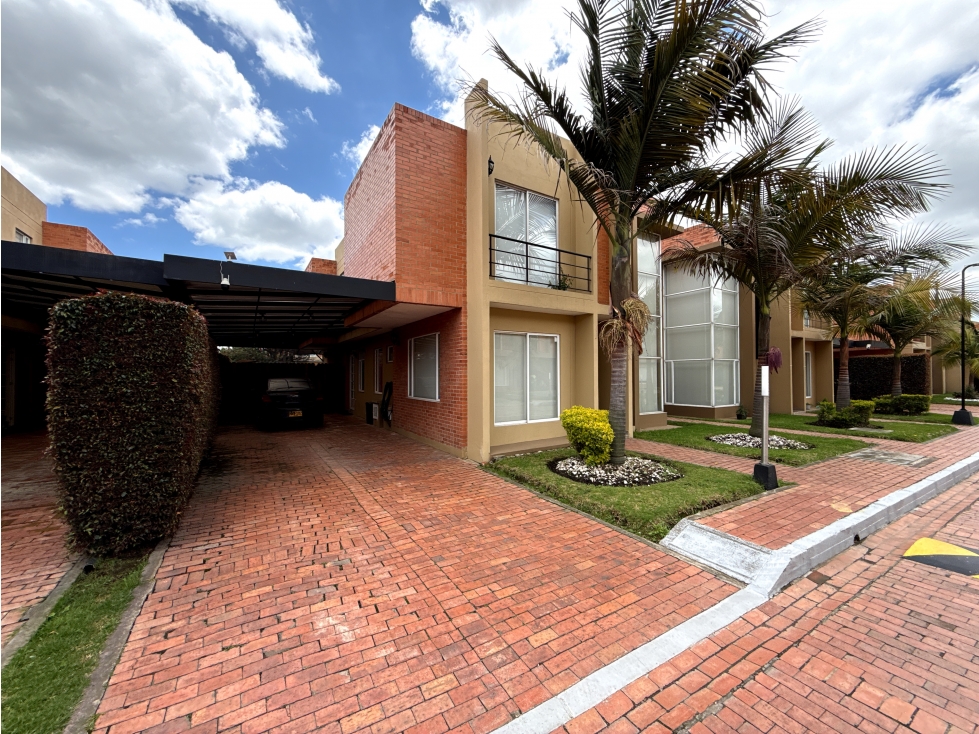Casa en venta en Chuntame, Cajicá · foto 2 de 22