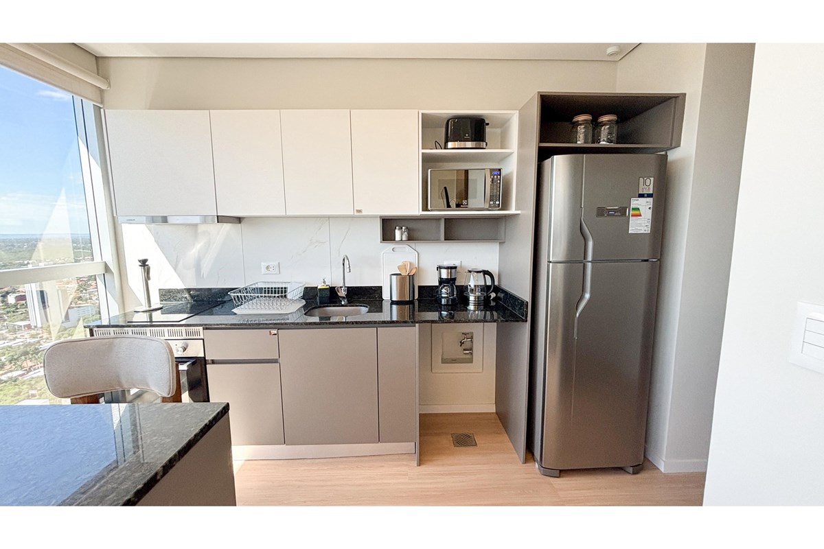 Departamento-Alquiler-Avenida Molas Lopez, Las Lomas (Carmelitas), Asunción — foto 2