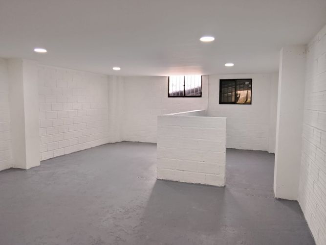 Bodega en venta en Zona Rural, Itagüí, 114 m² · foto 5 de 13