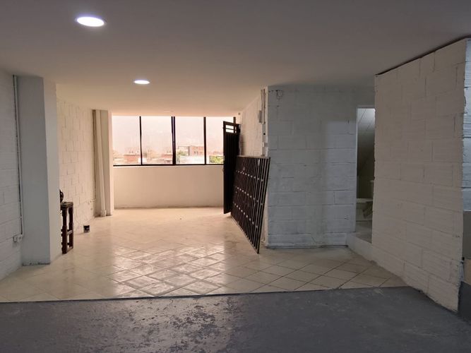 Bodega en venta en Zona Rural, Itagüí, 114 m² · foto 10 de 13