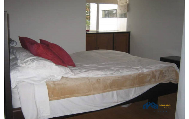 Apartamento de 2 alcobas en venta en Santa Barbara Central, Bogotá, 79 m² · foto 3 de 13