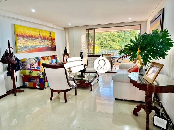 Apartamento de 3 alcobas en venta en El Poblado, Medellín, 187 m² · foto 4 de 15