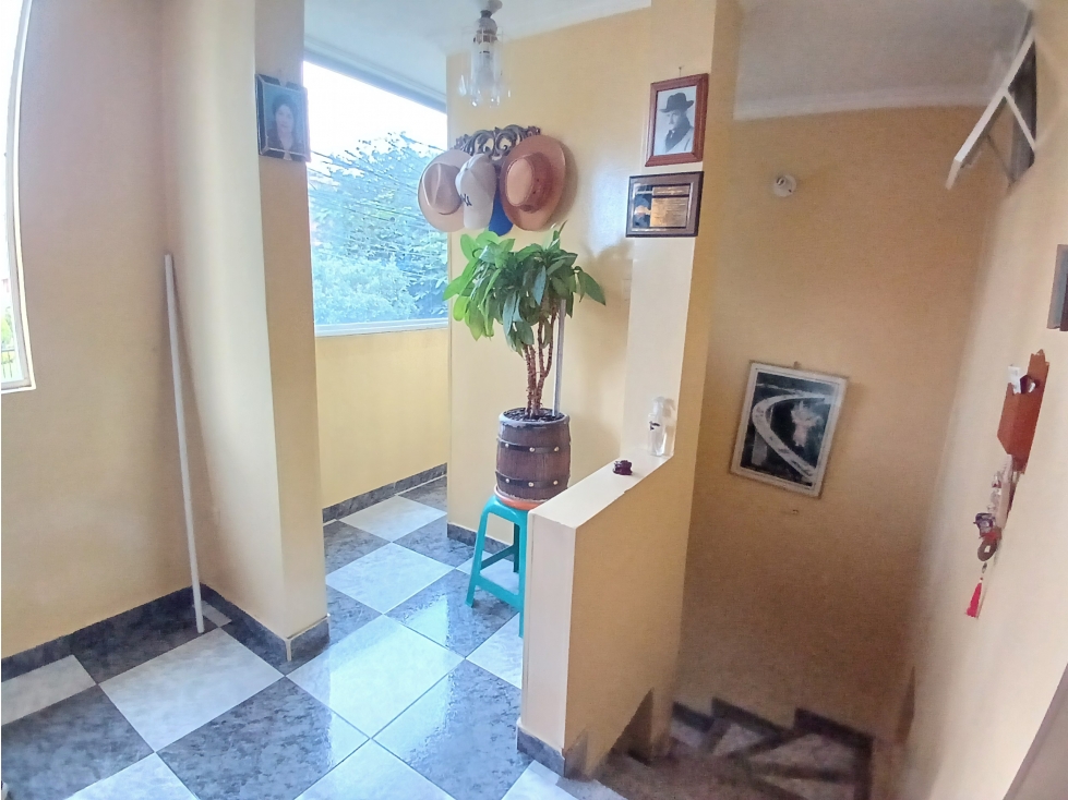 Casa en venta en Villa Luz, Bogotá · foto 4 de 19