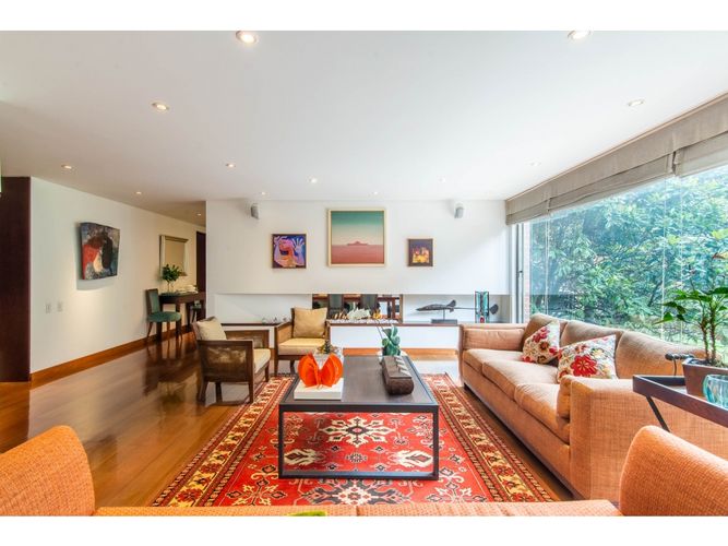 Apartamento de 3 alcobas en venta en Chicó Reservado, Bogotá, 330 m² · foto 4 de 24