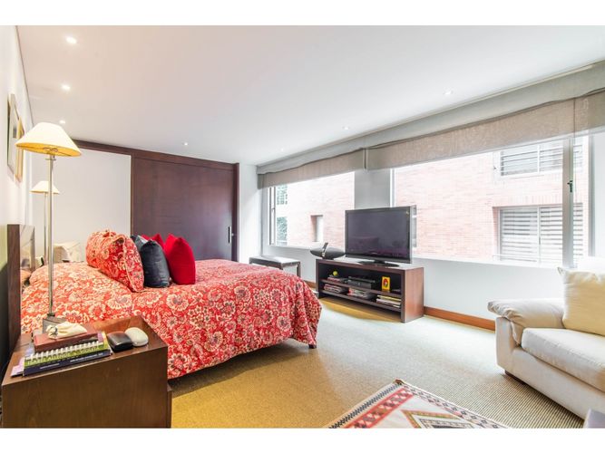 Apartamento de 3 alcobas en venta en Chicó Reservado, Bogotá, 330 m² · foto 12 de 24