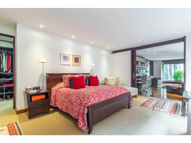 Apartamento de 3 alcobas en venta en Chicó Reservado, Bogotá, 330 m² · foto 14 de 24