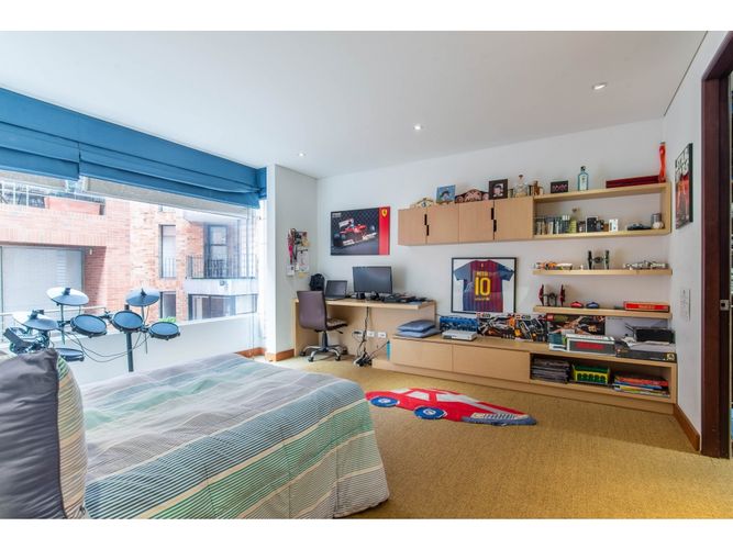 Apartamento de 3 alcobas en venta en Chicó Reservado, Bogotá, 330 m² · foto 22 de 24