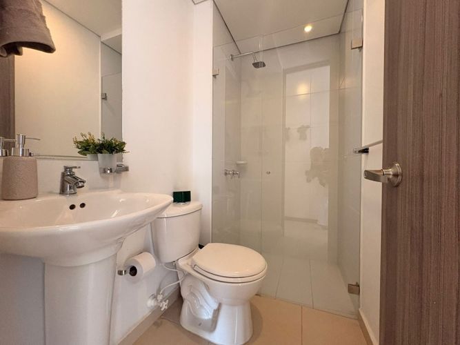 Apartamento de 3 alcobas en venta en San Juan Bautista, Itagüí, 70 m² · foto 14 de 15