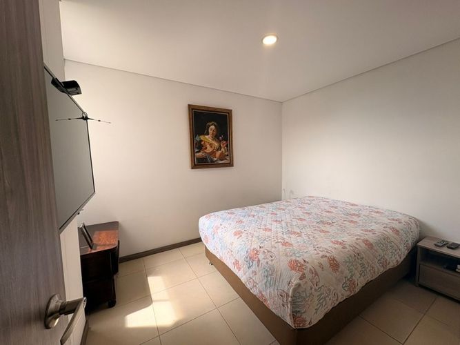 Apartamento de 3 alcobas en venta en San Juan Bautista, Itagüí, 70 m² · foto 7 de 15