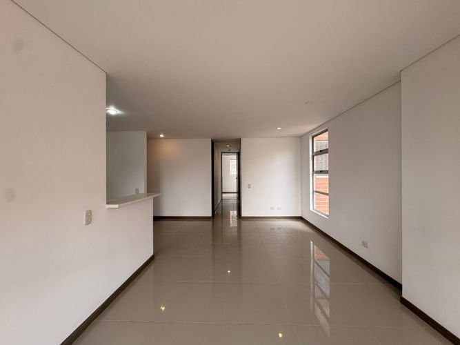 Apartamento en venta en San Juan Bautista, Itagüí · foto 2 de 14