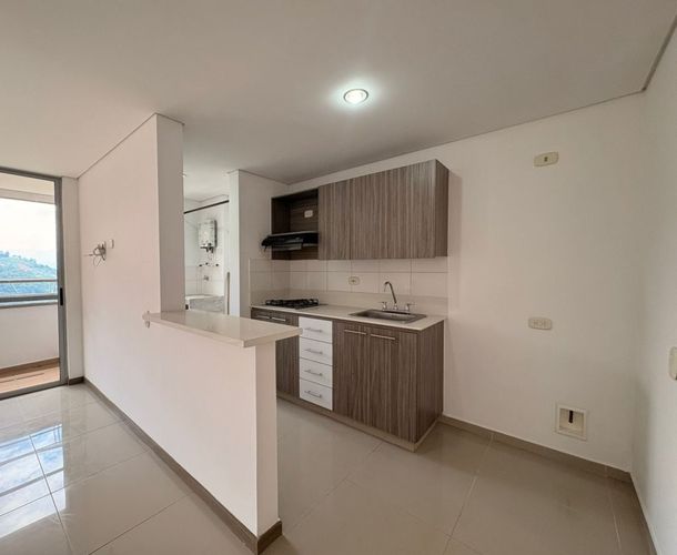 Apartamento en venta en San Juan Bautista, Itagüí · foto 5 de 14
