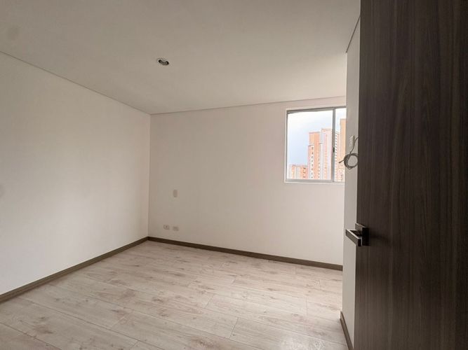 Apartamento en venta en San Juan Bautista, Itagüí · foto 9 de 14