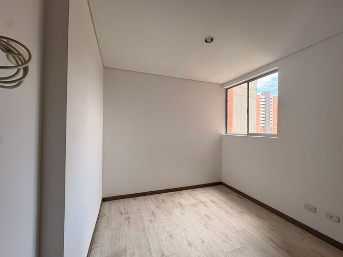 Apartamento en venta en San Juan Bautista, Itagüí · foto 12 de 14