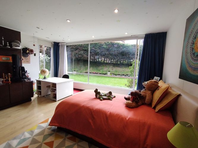 Apartamento de 4 alcobas en venta en Casa Blanca, Bogotá, 288 m² · foto 4 de 23