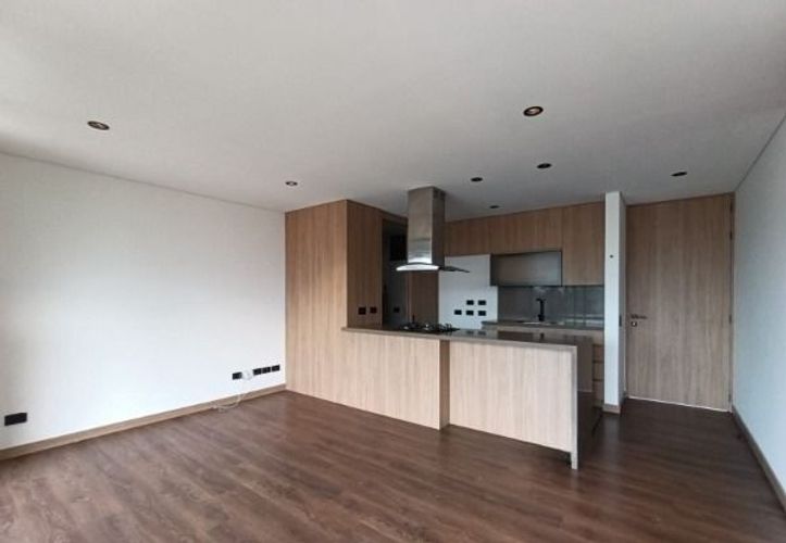 Apartamento de 2 alcobas en arriendo en Loma Del Esmeraldal, Envigado, 78 m² · foto 5 de 20