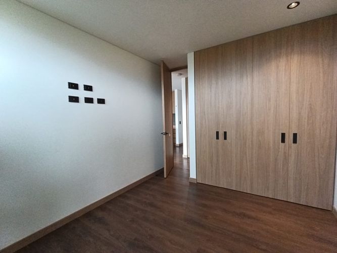 Apartamento de 2 alcobas en arriendo en Loma Del Esmeraldal, Envigado, 78 m² · foto 11 de 20