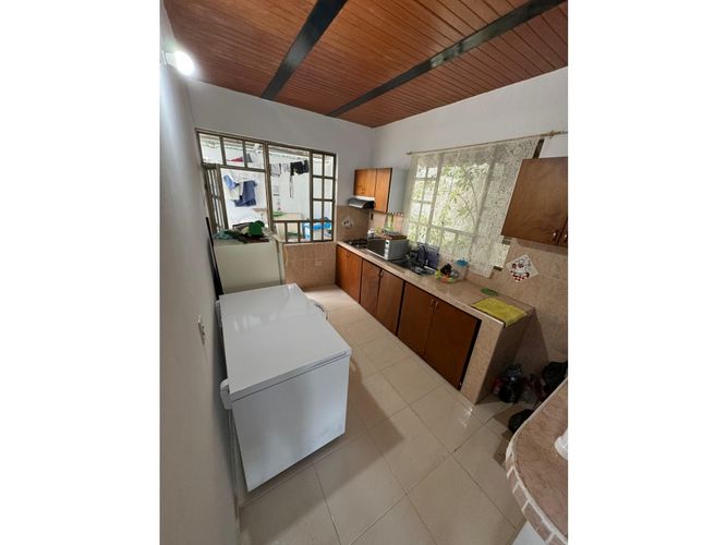 Casa de 6 alcobas en venta en Oriente, Ricaurte, 98 m² · foto 5 de 23